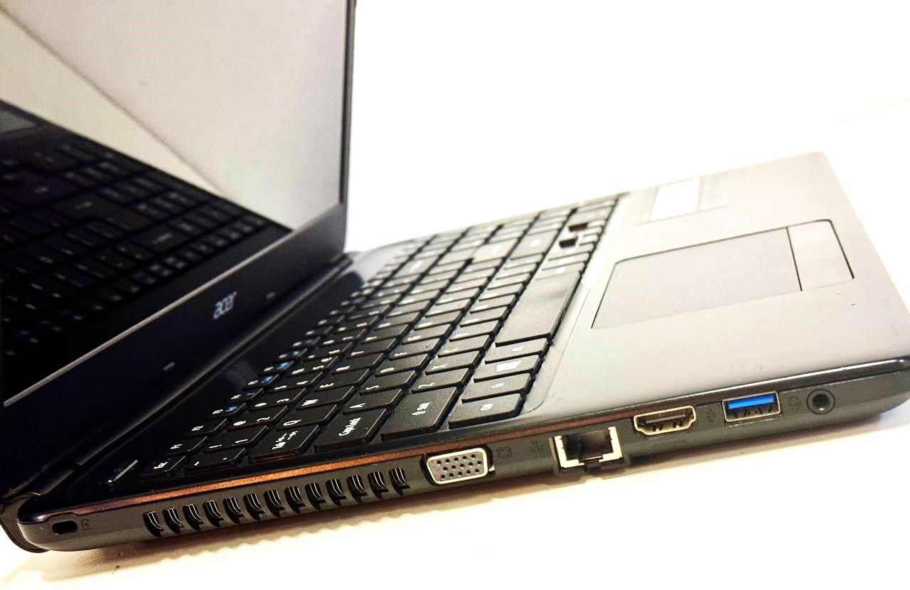 Acer Aspire E1-532 | Intel Cerelon 2955U @1.40GHz | 8GB DDR3 Ram | 256GB SSD | 14″ LCD Display | Windows 10 - Image 3